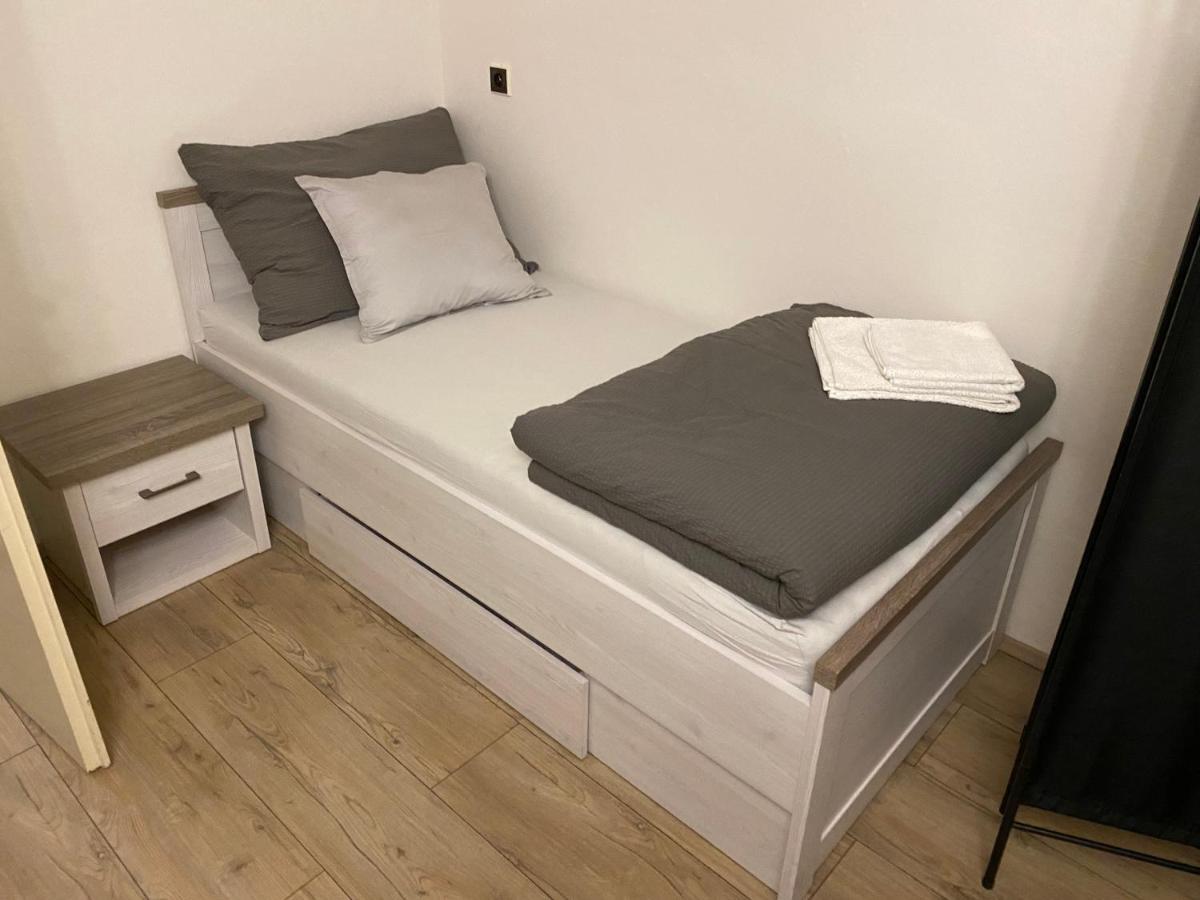 Apartman Pod Mandloni Starovice Exterior foto
